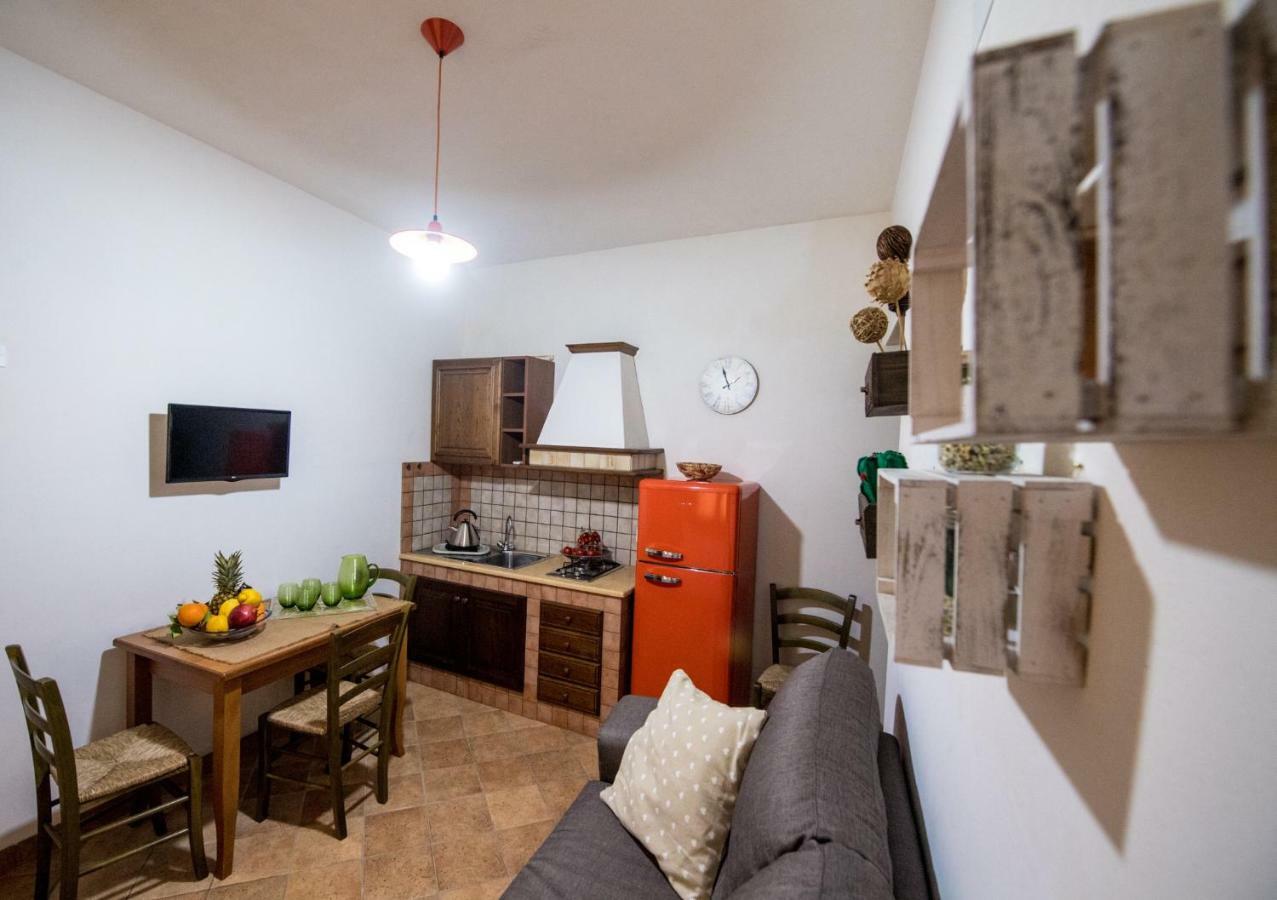 Macaria Apartment *
